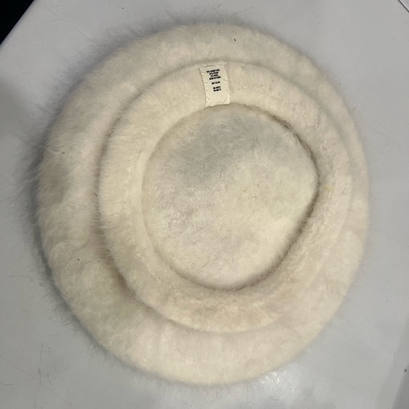 Vintage White Fuzzy Real Rabbit blend Beret Hat main image 3